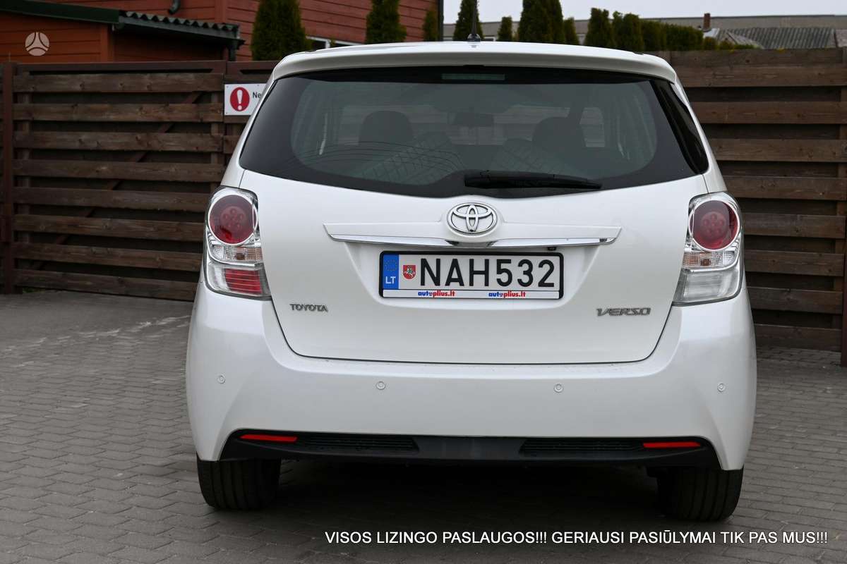 Toyota Verso, 2.0 l., Минивэн
