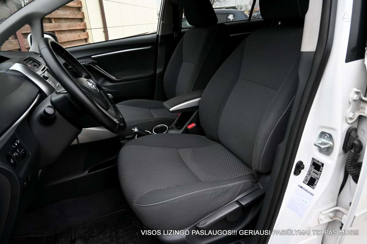 Toyota Verso, 2.0 l., Минивэн