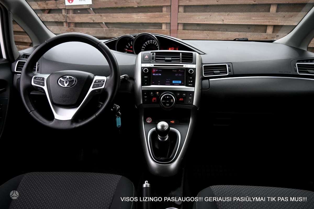 Toyota Verso, 2.0 l., Минивэн
