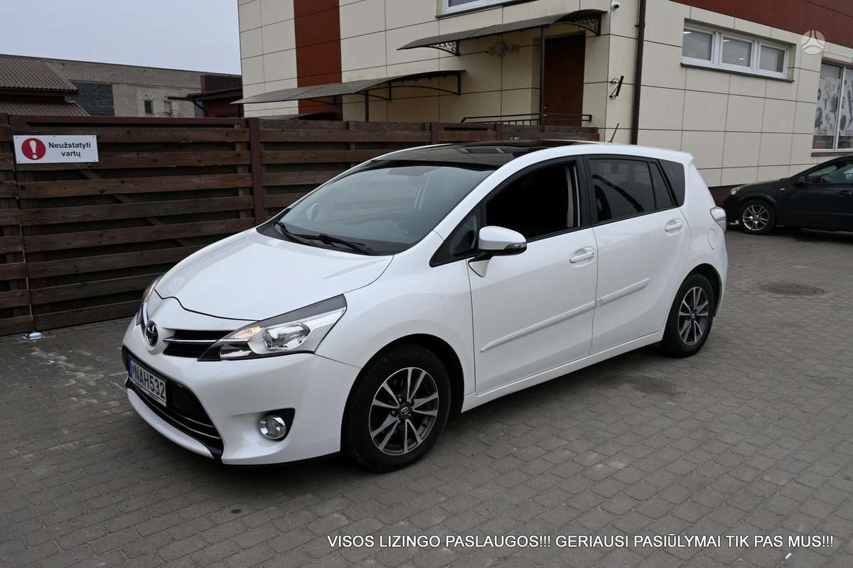 Toyota Verso, 2.0 l., Минивэн