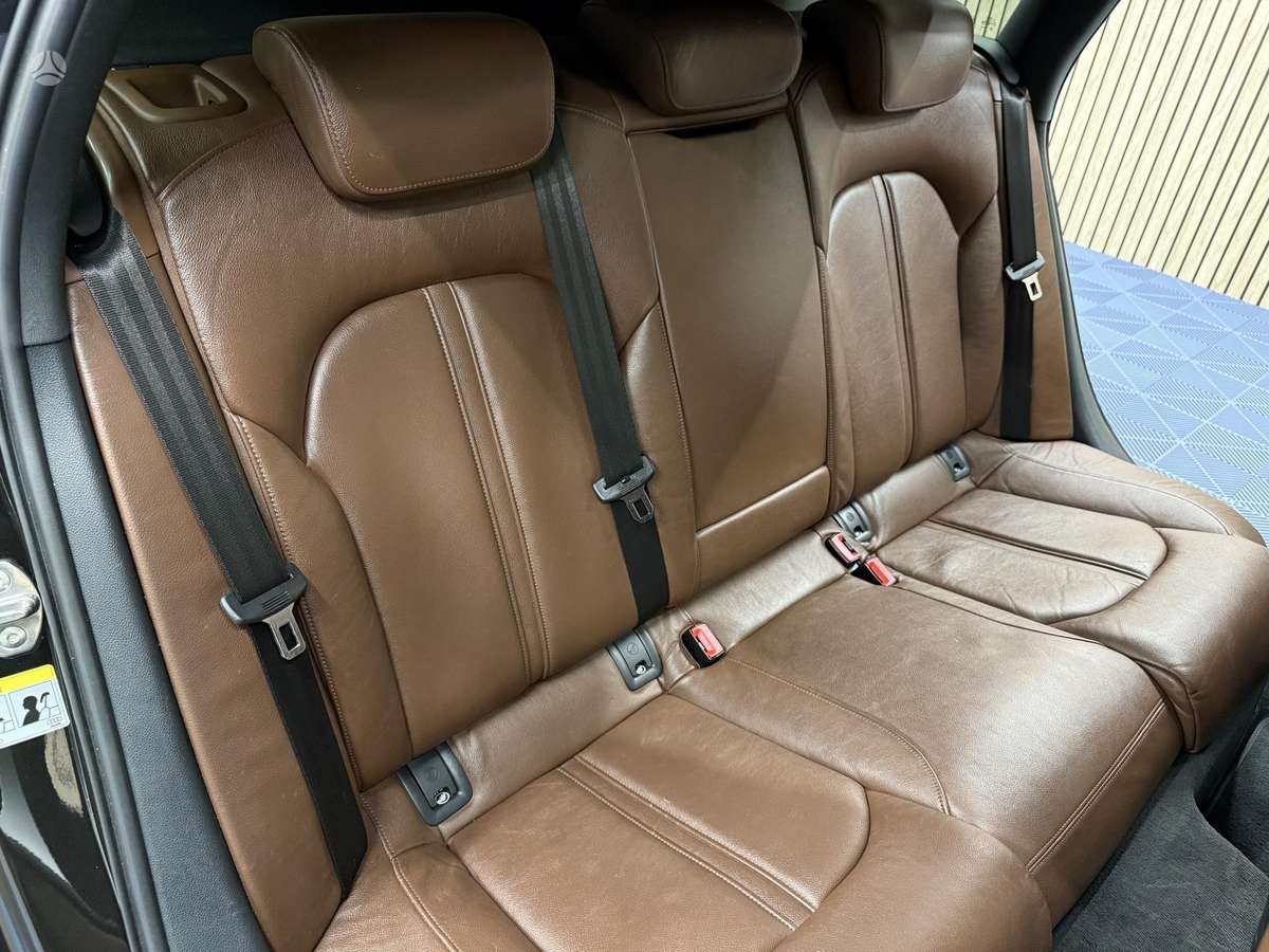Audi A6, 3.0 l., wagon