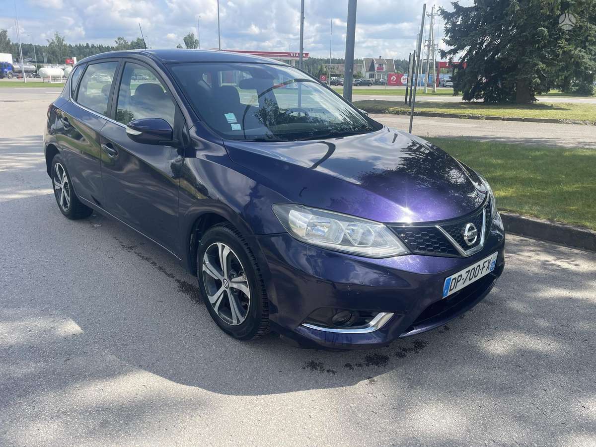 Nissan Pulsar, 1.5 l., Хэтчбек
