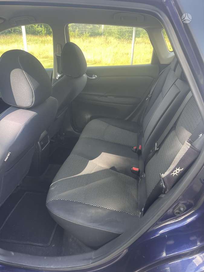 Nissan Pulsar, 1.5 l., Хэтчбек