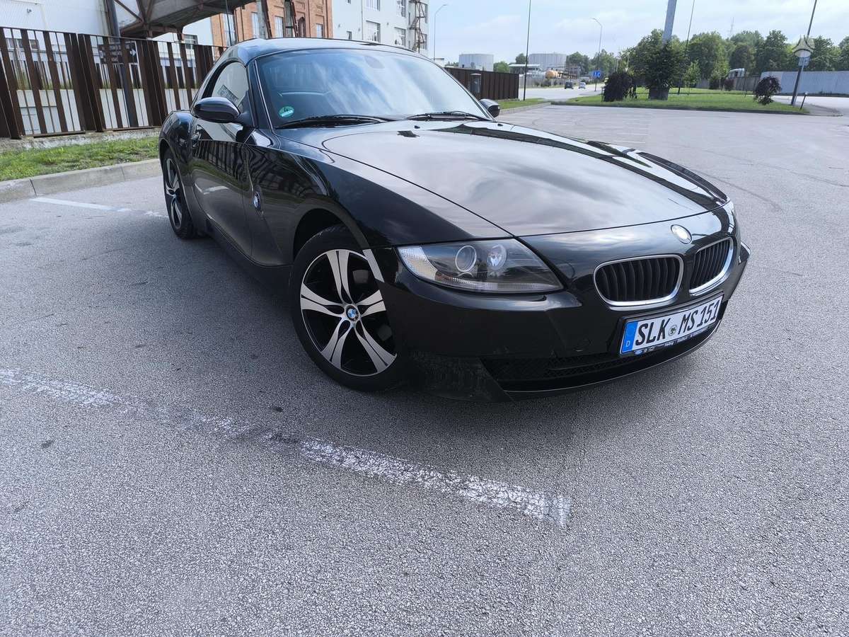 BMW Z4, 2.2 l., convertible