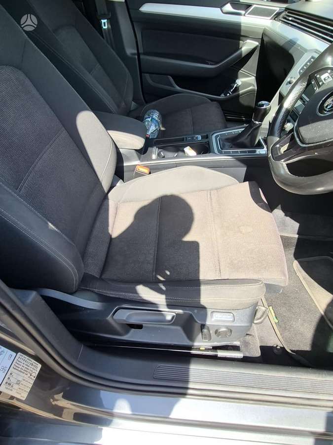 Volkswagen Passat, 1.6 l., Универсал