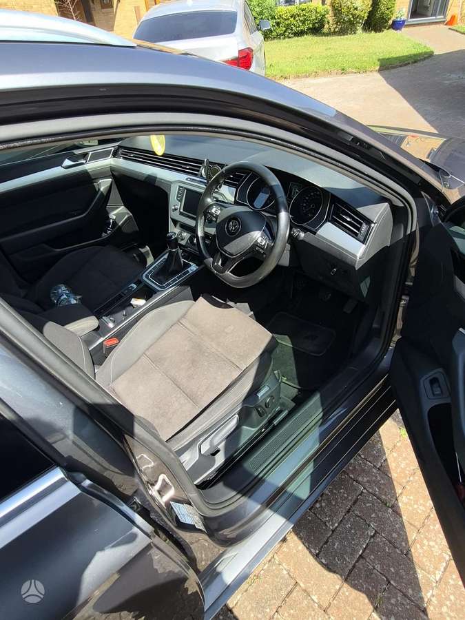 Volkswagen Passat, 1.6 l., Универсал