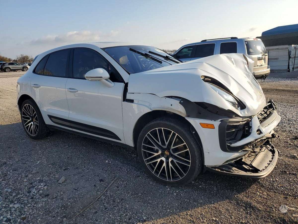 Porsche Macan - 4
