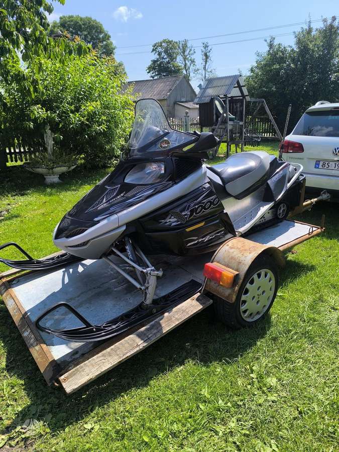 Arctic Cat 1000 Thundercat 1000cc, snowmobiles