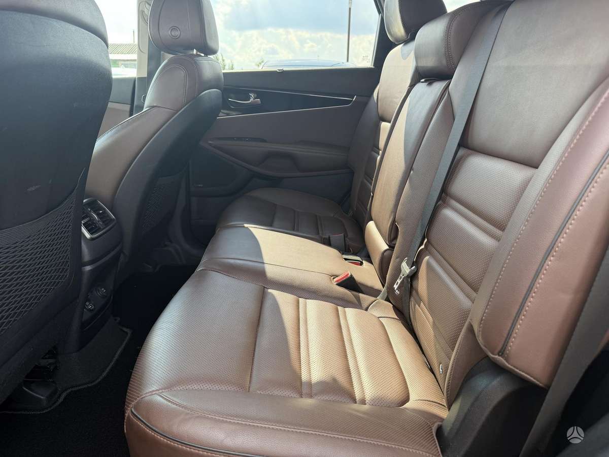 Kia Sorento, 2.2 l., Внедорожник / Кроссовер