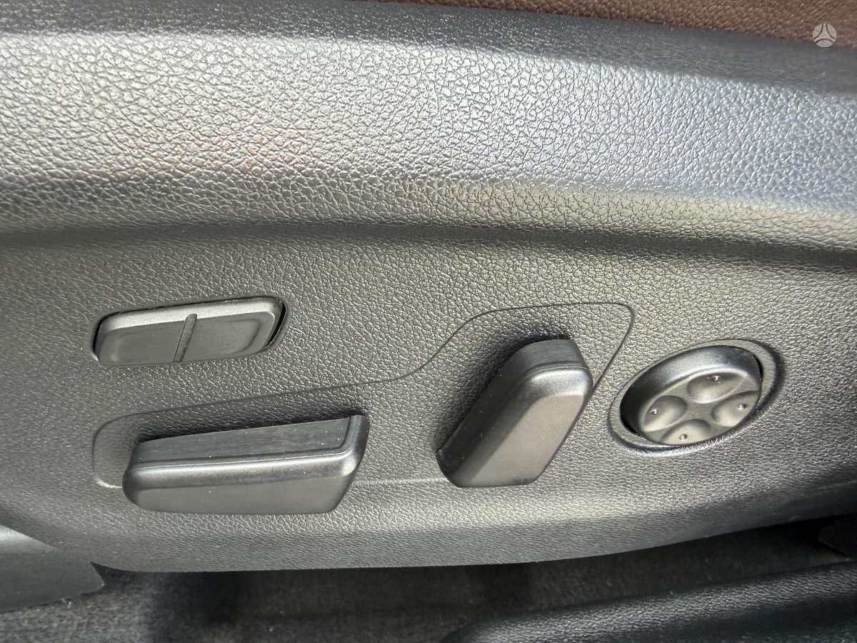 Kia Sorento, 2.2 l., off-road / crossover