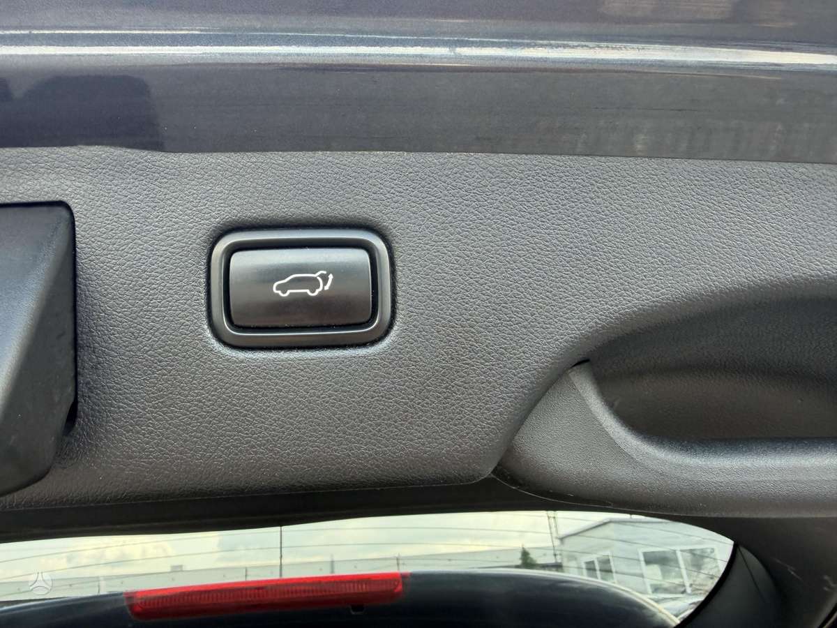 Kia Sorento, 2.2 l., off-road / crossover
