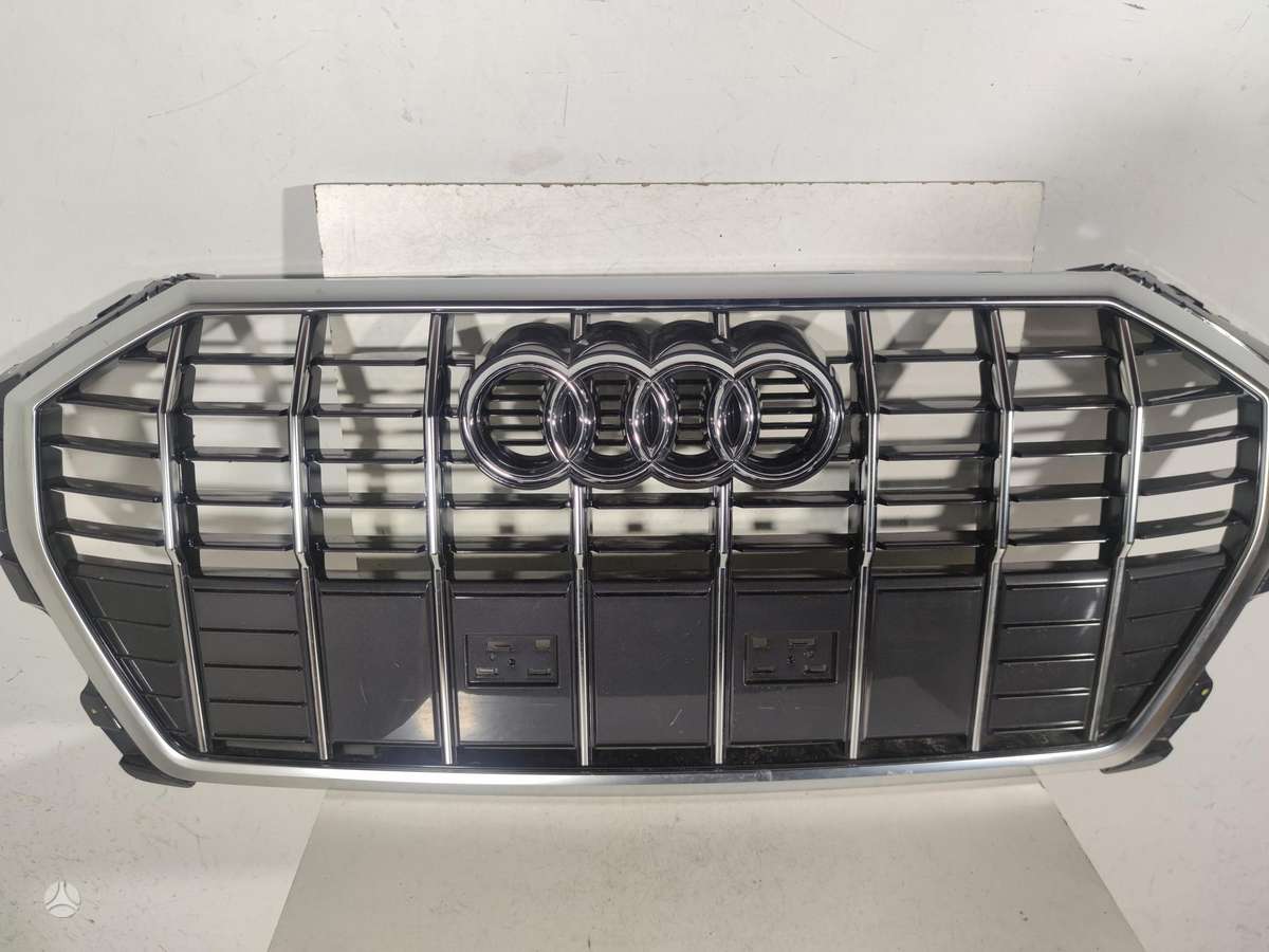 Audi Q3, 83A853651E 83A853651F, front grill