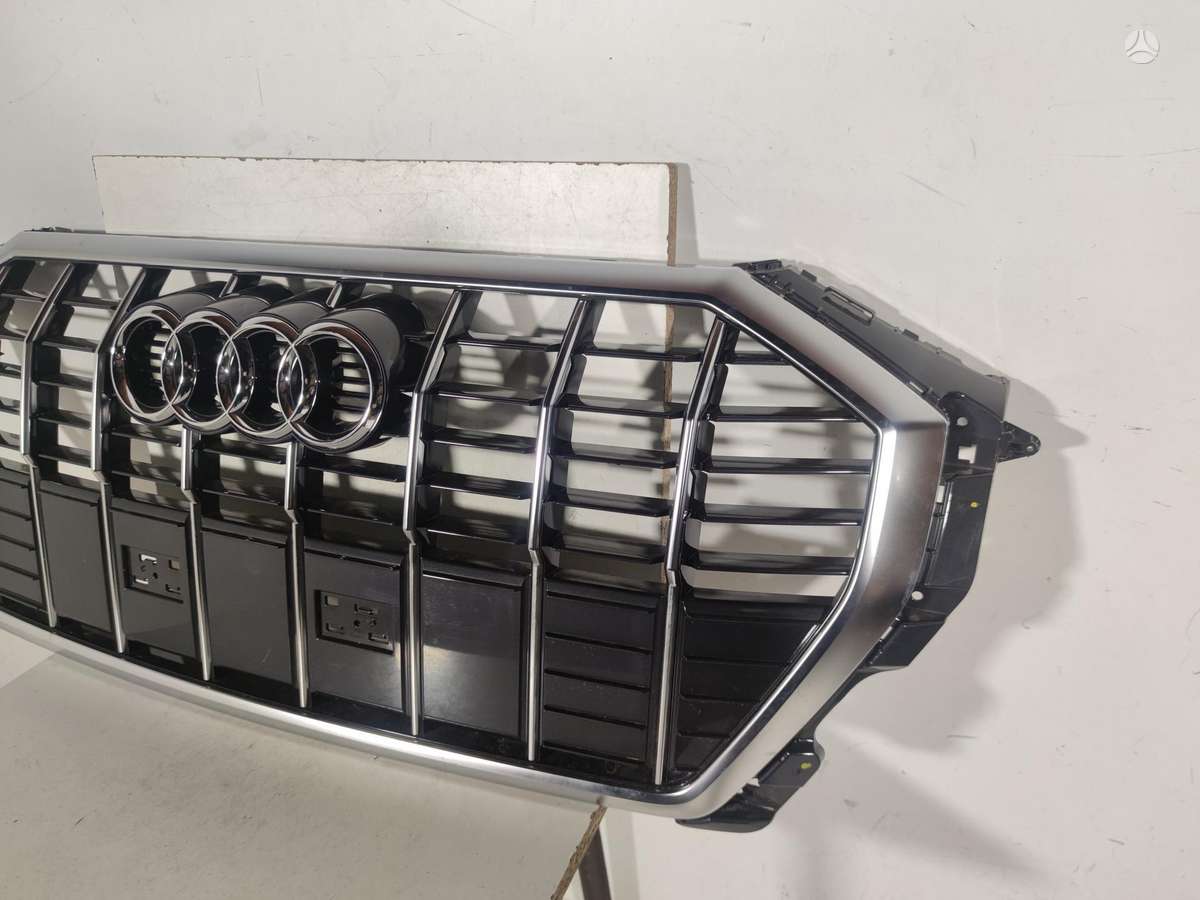 Audi Q3, 83A853651E 83A853651F, front grill
