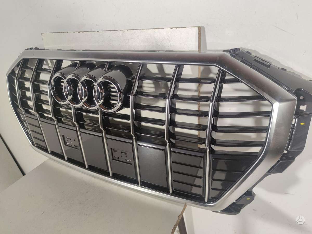 Audi Q3, 83A853651E 83A853651F, front grill