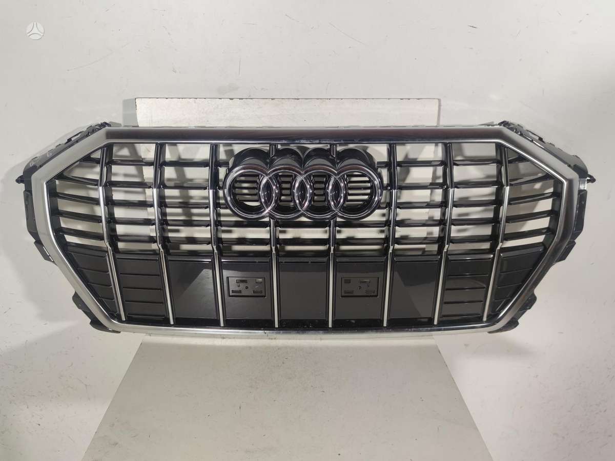 Audi Q3, 83A853651E 83A853651F, front grill