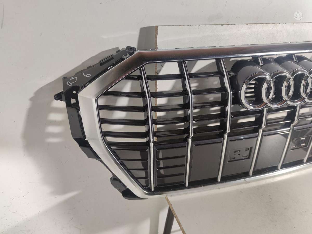 Audi Q3, 83A853651E 83A853651F, front grill