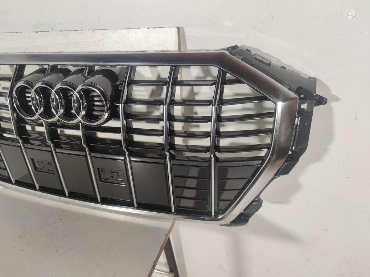Audi Q3, 83A853651E 83A853651F, front grill