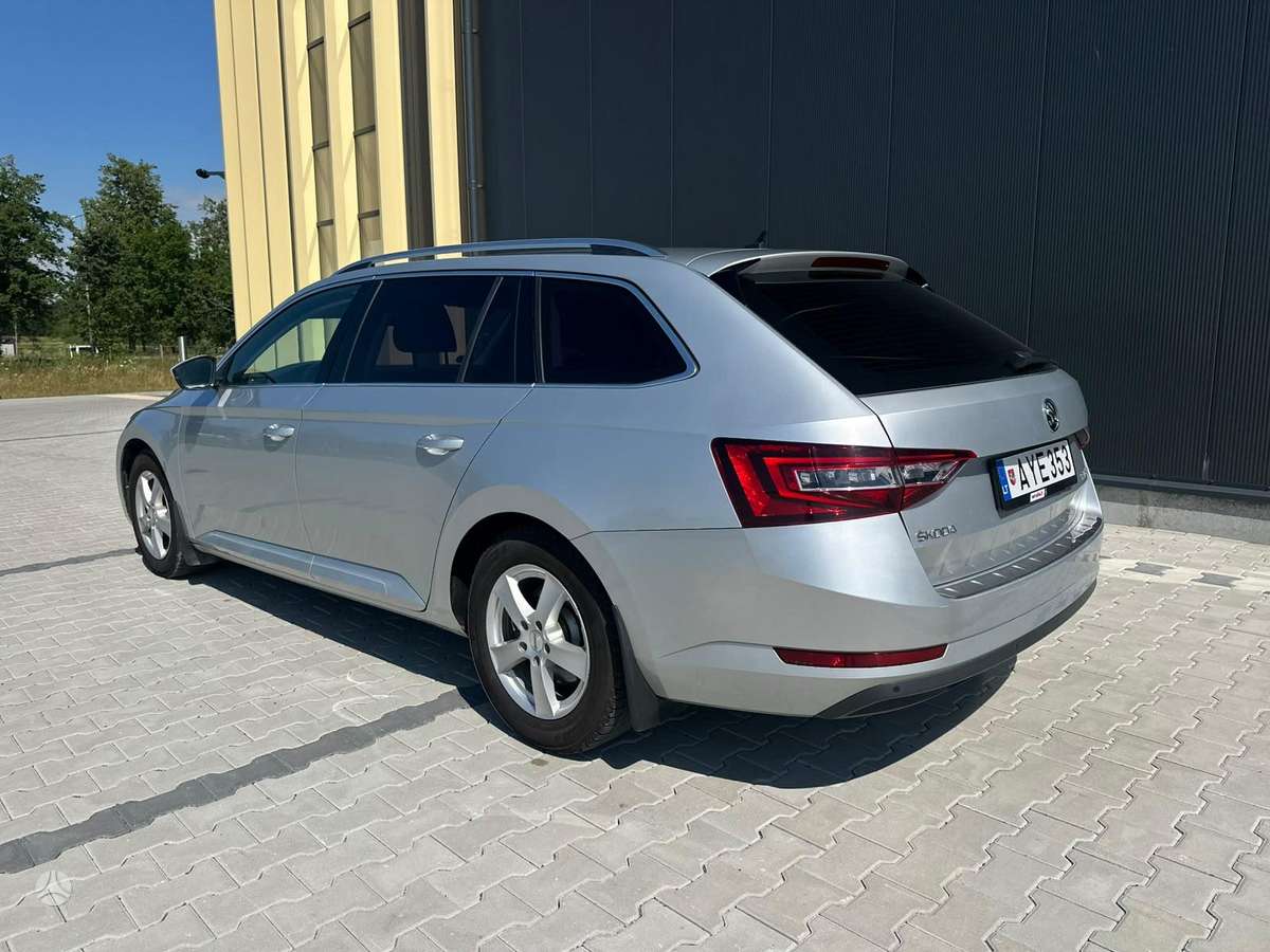Skoda Superb, 2.0 l., wagon