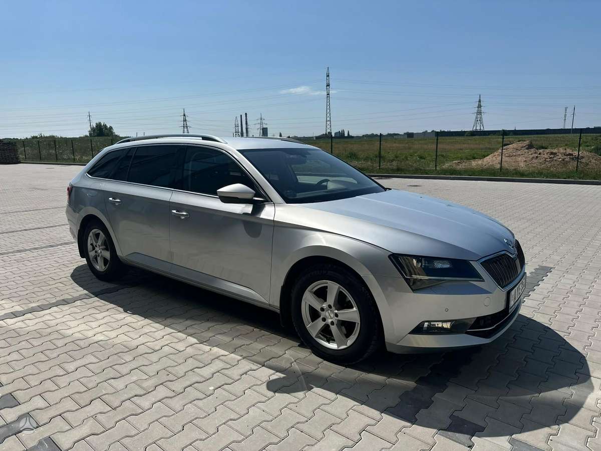 Skoda Superb, 2.0 l., wagon