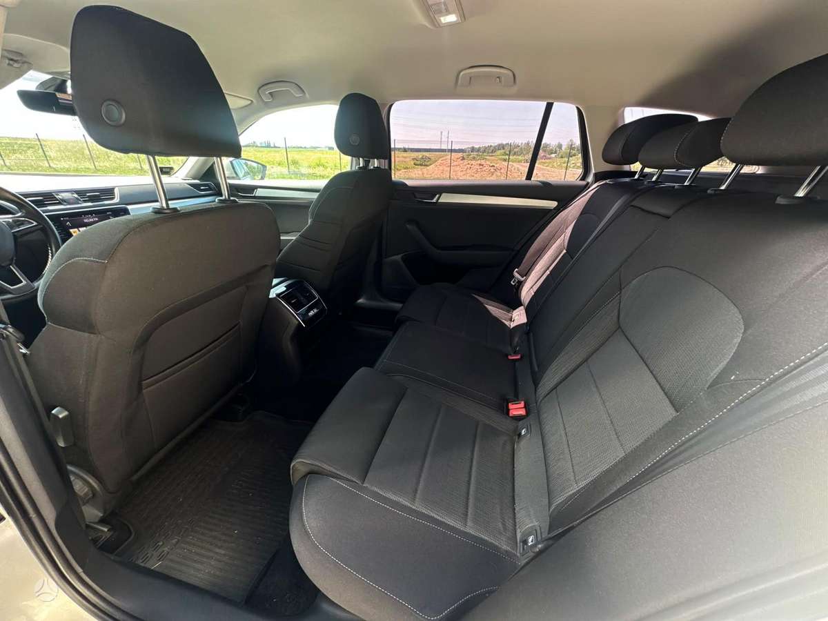 Skoda Superb, 2.0 l., wagon