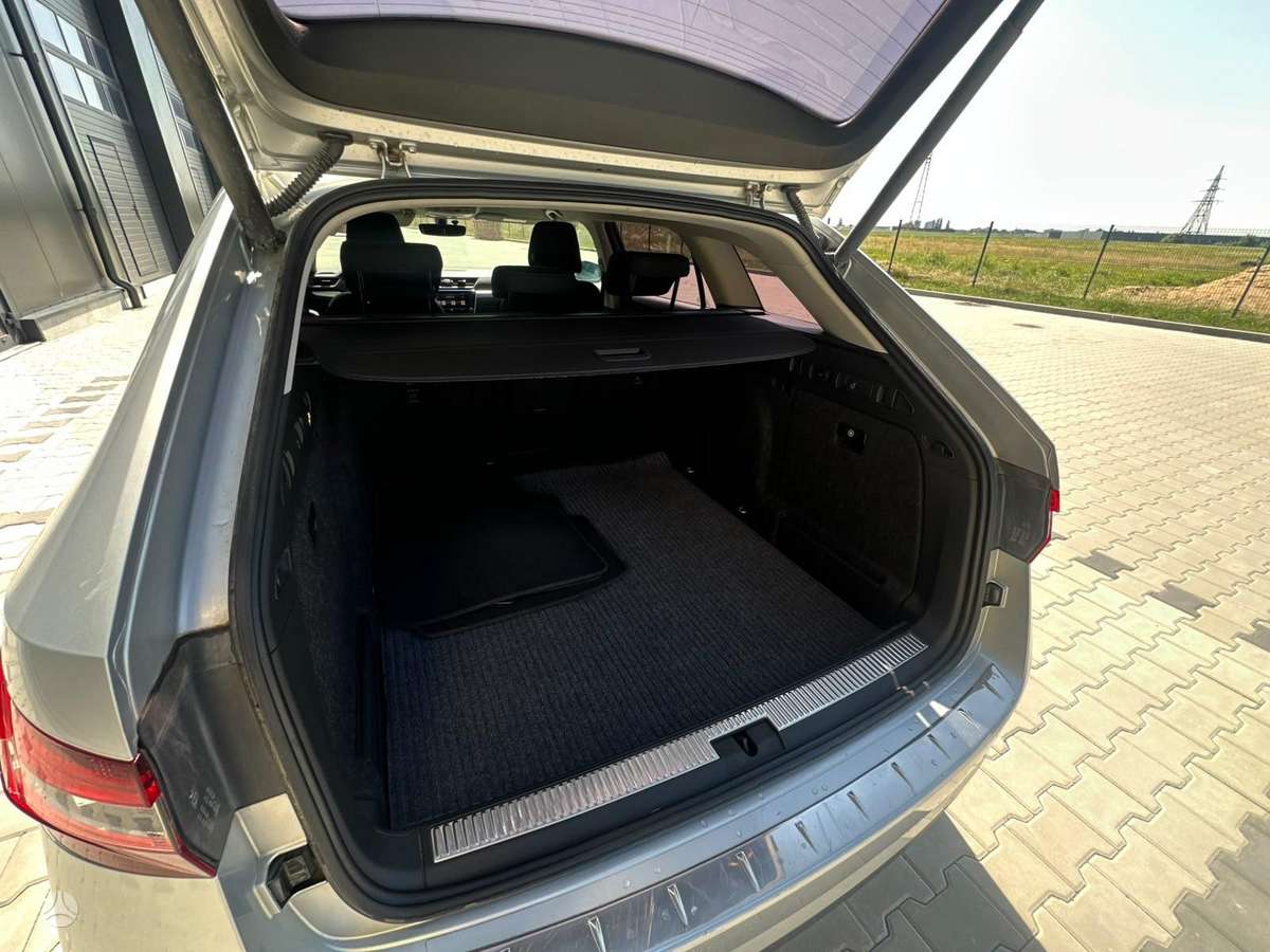 Skoda Superb, 2.0 l., Универсал