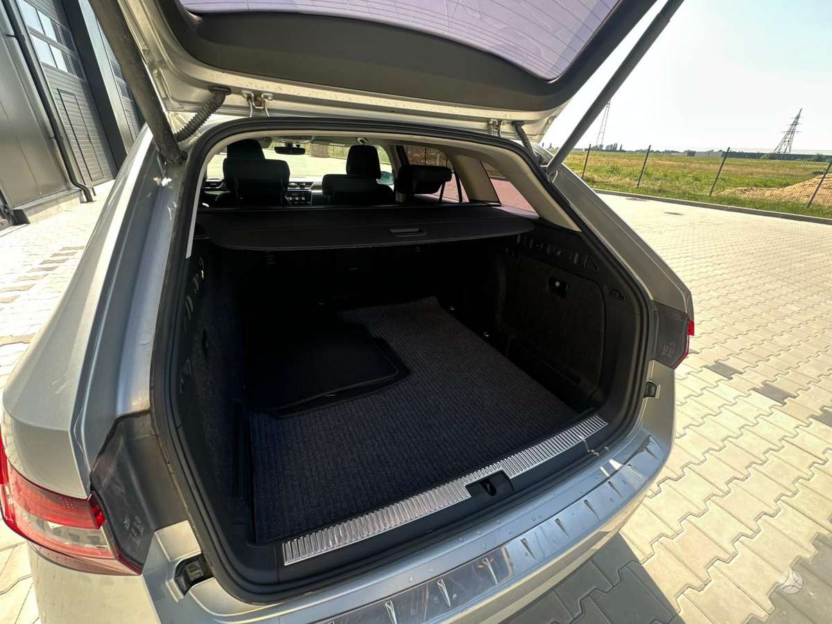 Skoda Superb, 2.0 l., wagon