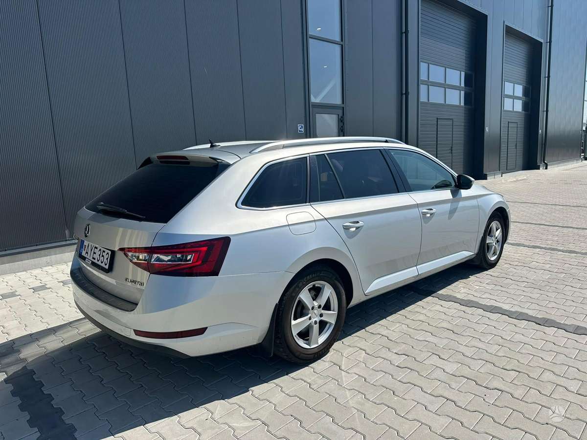 Skoda Superb, 2.0 l., wagon