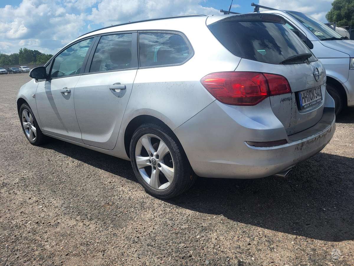 Opel Astra, 2.0 l., Универсал