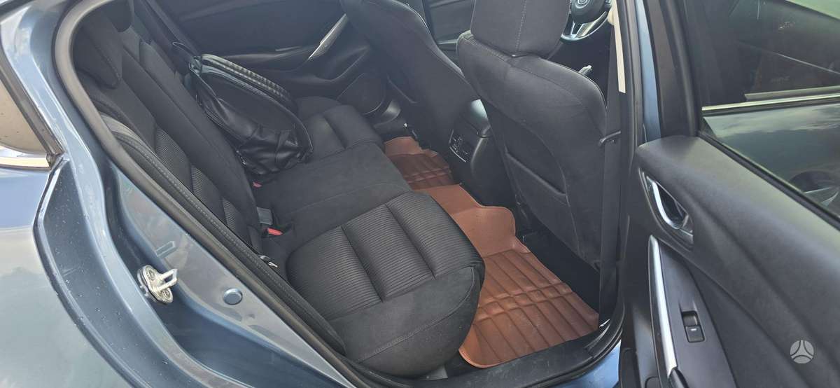 Mazda 6, 2.2 l., Седан