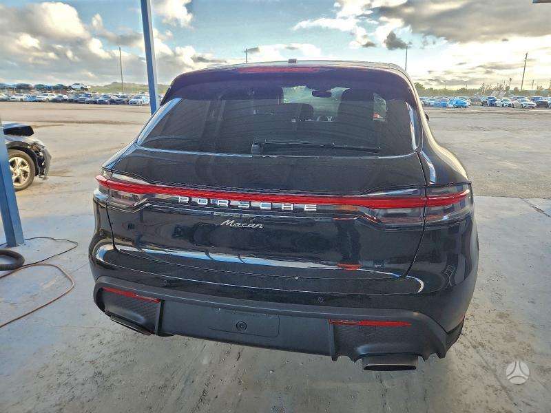 Porsche Macan - 10