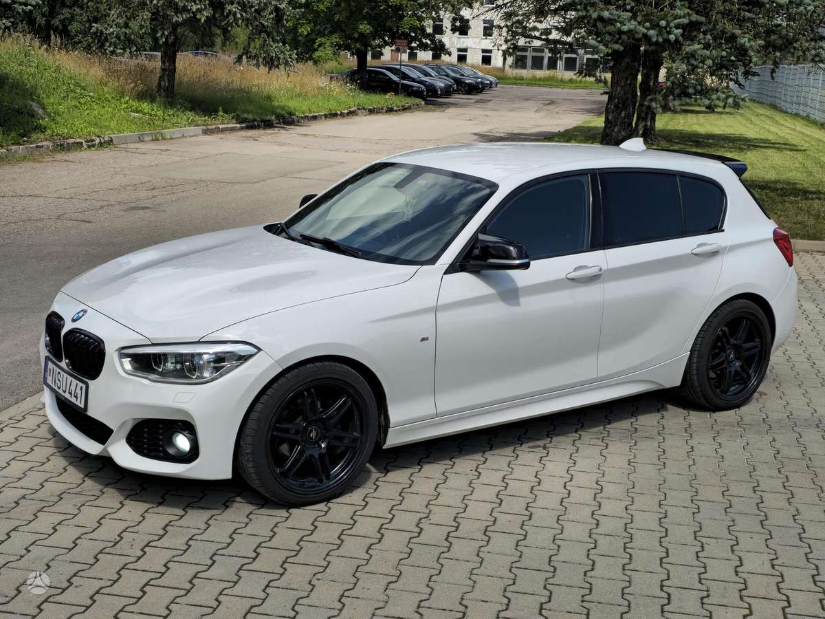 BMW 120, 2.0 l., hatchback