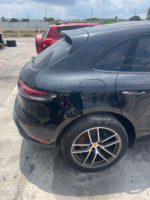 Porsche Macan - 3