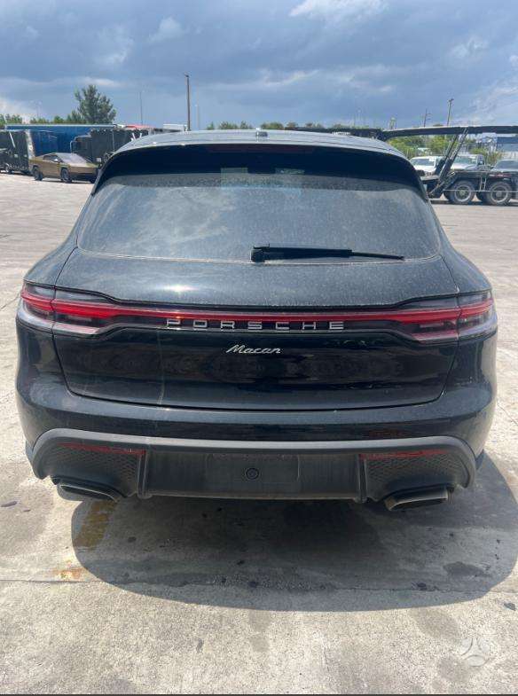Porsche Macan - 2