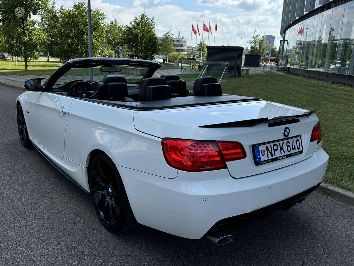 BMW 320, 2.0 l., convertible