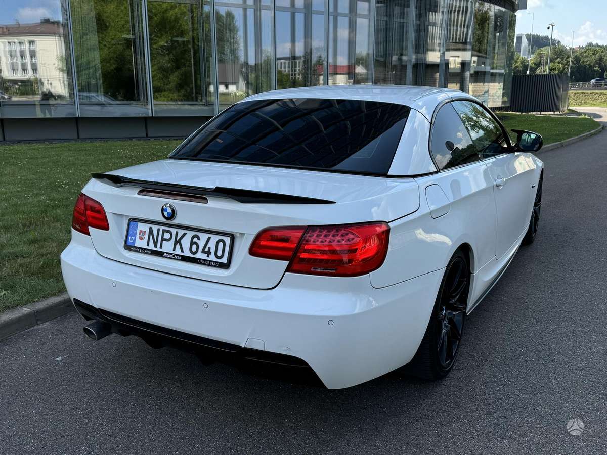 BMW 320, 2.0 l., convertible