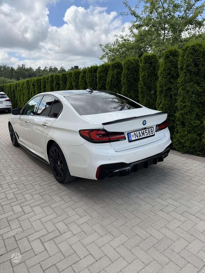 BMW 530, 3.0 l., Седан