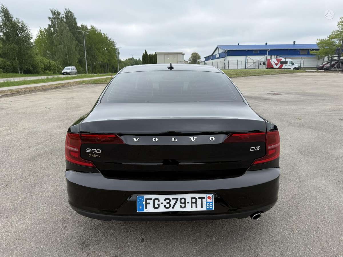 Volvo S90, 2.0 l., Седан