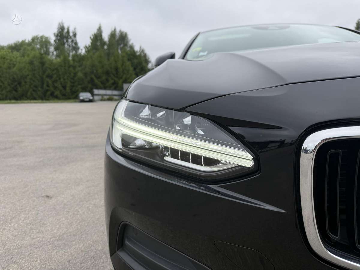 Volvo S90, 2.0 l., Седан