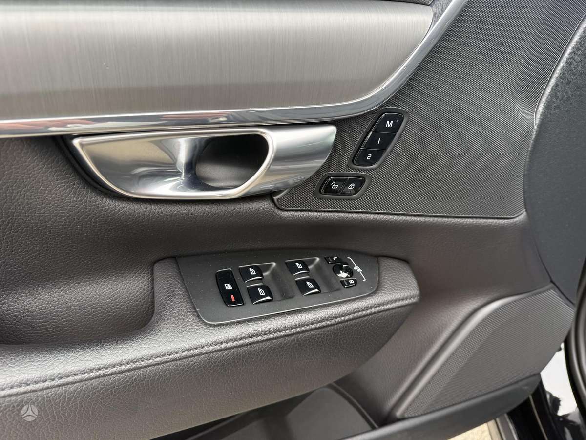 Volvo S90, 2.0 l., Седан