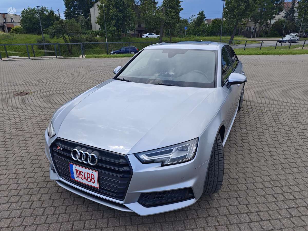 Audi S4, 3.0 l., Седан