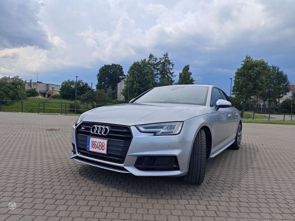 Audi S4, 3.0 l., Седан