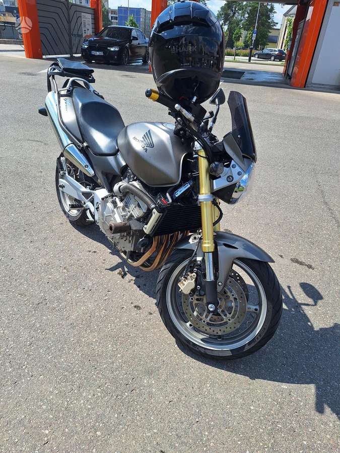 Honda CBF 600cc, street / classic