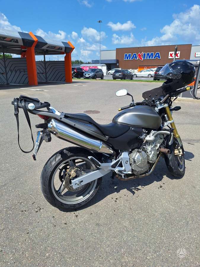 Honda CBF 600cc, street / классические