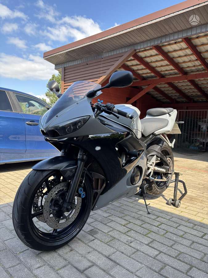 Yamaha R6 600cc, superbikes