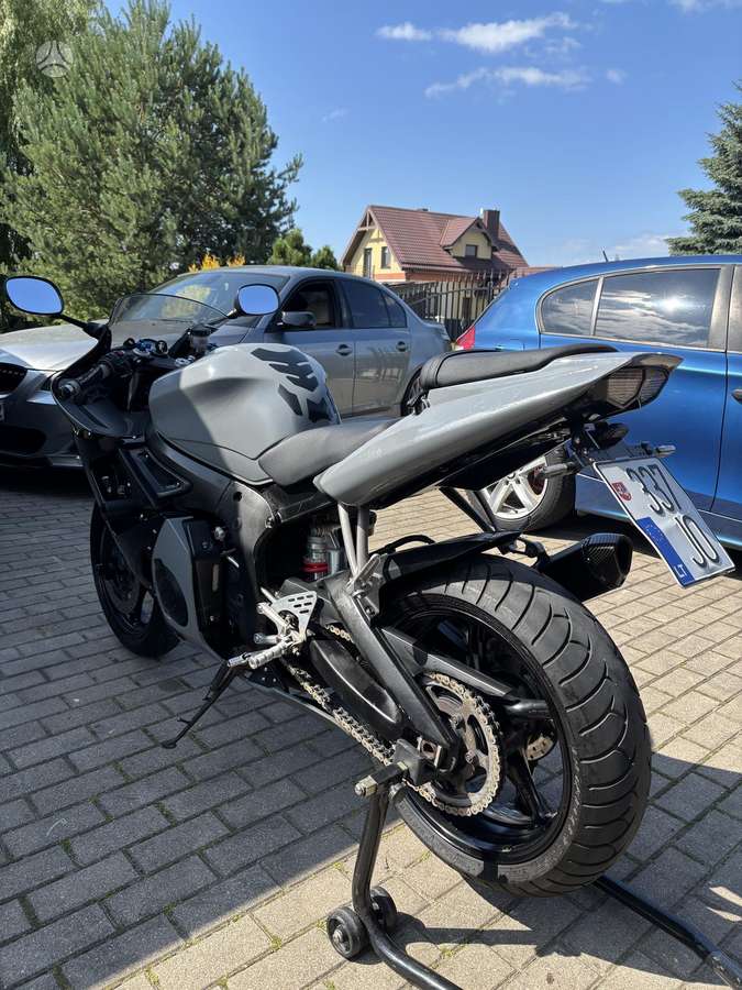 Yamaha R6 600cc, superbikes