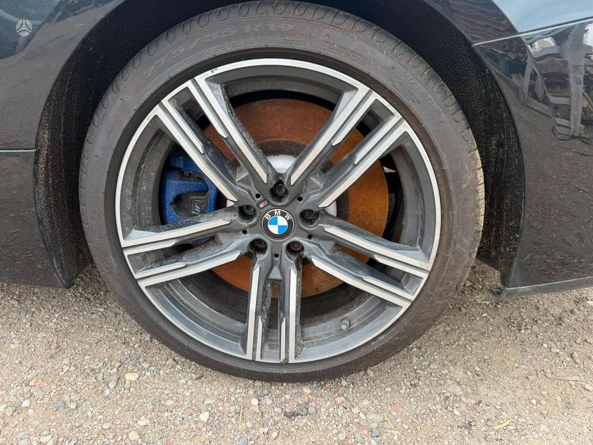 BMW 8 serija Bmw 8 ratai