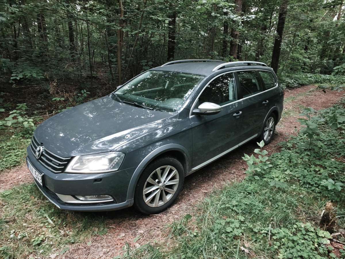 Volkswagen Passat Alltrack - 1