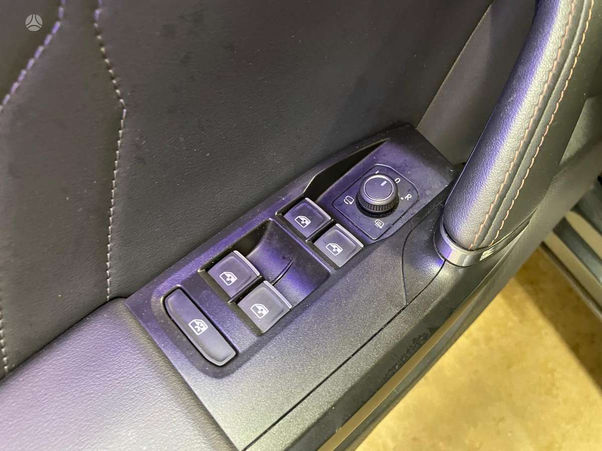 Cupra Formentor, 1.5 l., Минивэн