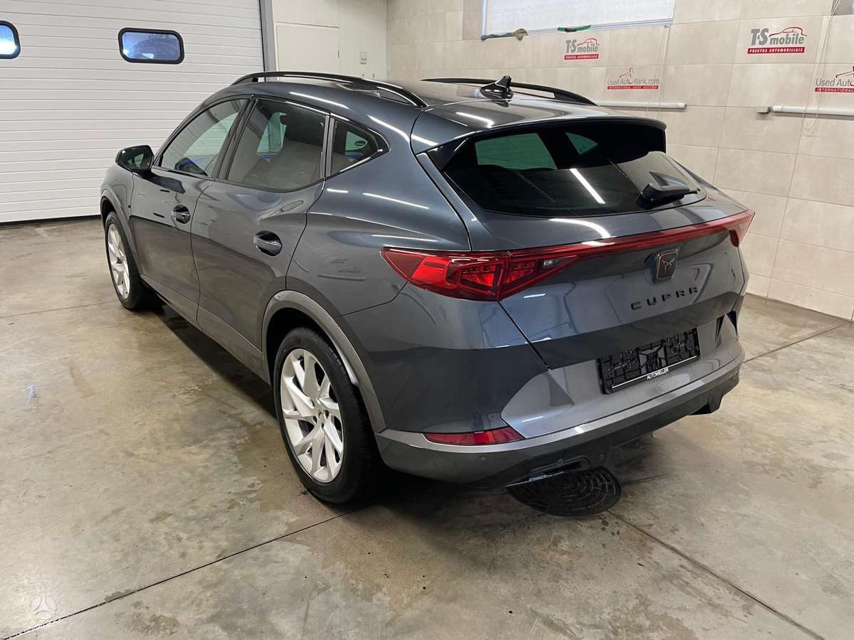Cupra Formentor, 1.5 l., Минивэн