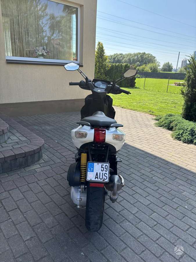 Aprilia SR 50cc, мотороллеры / мопеды